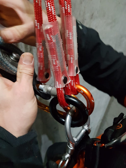 Voltou a estar disponivel o Mosquetão Ring Connect!